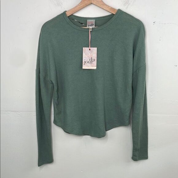 Belle Du Jour Green Cropped Long Sleeve fuzzy sweater size Small - Picture 1 of 11